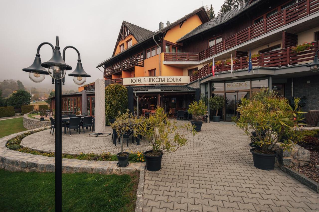 ליפנו נאד וויטאבו Hotel Slunecna Louka מראה חיצוני תמונה