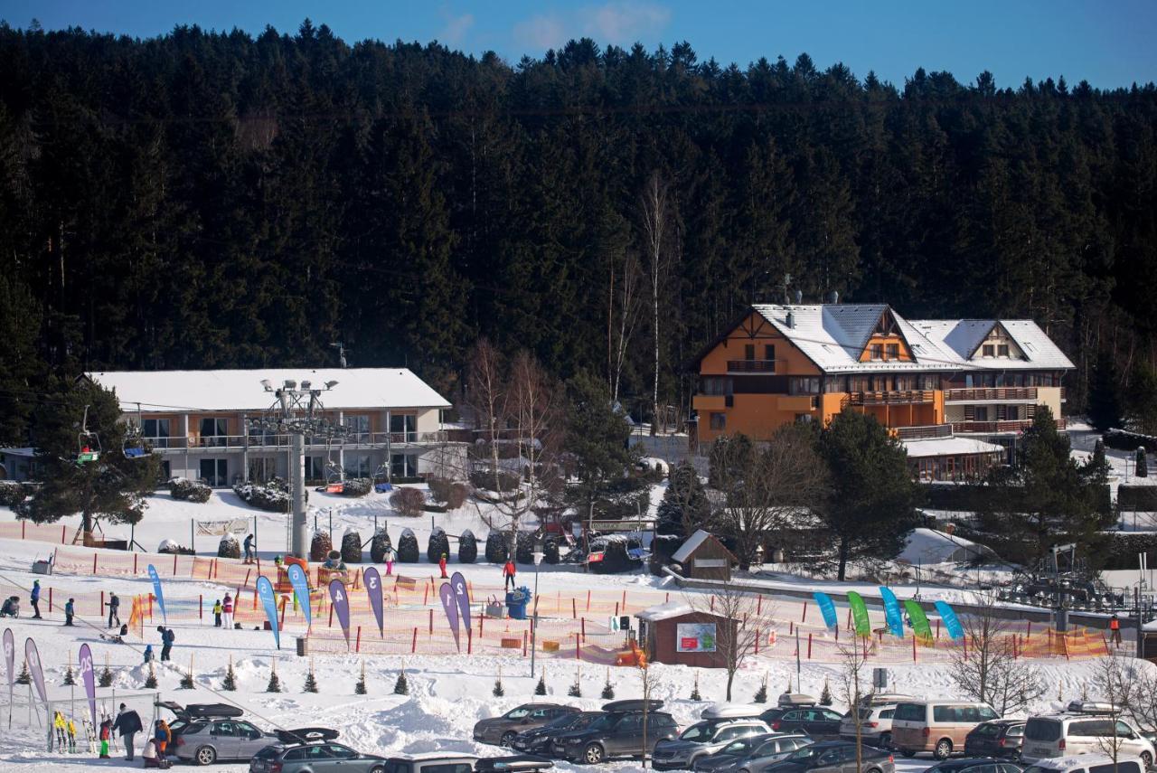 ליפנו נאד וויטאבו Hotel Slunecna Louka מראה חיצוני תמונה